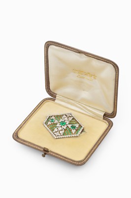 Lot 169 - An emerald and diamond panel brooch, the...