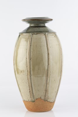 Lot 611 - Richard Batterham (1936-2020) Vase ash glaze,...