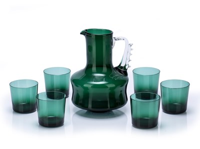 Lot 396 - 20th Century Green glass water jug and six...