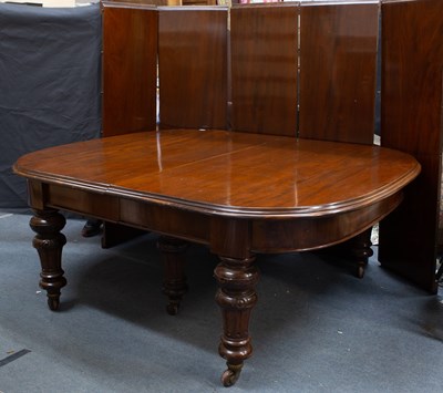 Lot 398 - A large Victorian mahogany extending dining...