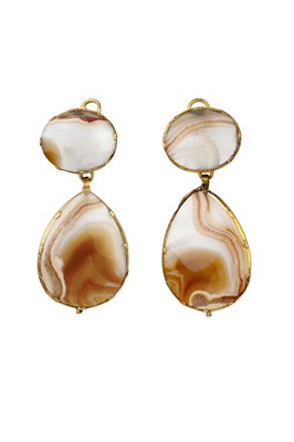 Lot 27 - A pair of late 18th/early 19th century agate...