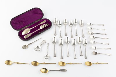 Lot 534 - A set of twelve late Victorian silver...