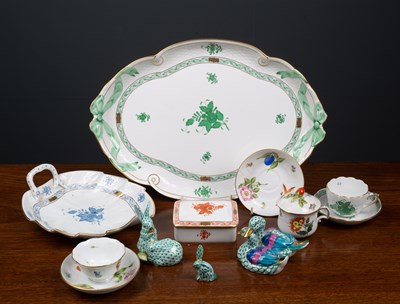 Lot 194 - A mixed group of Herend porcelain consisting...