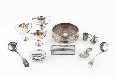 Lot 564 - A collection of silver, to include an...