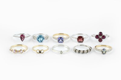 Lot 225 - A collection of stone set dress rings, to...