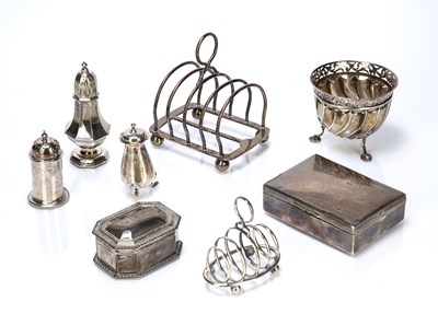 Lot 443 - Collection of silver comprising of: a lidded...