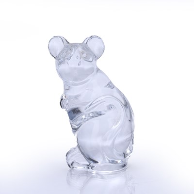 Lot 366 - Daum of France glass mouse, signed to the...