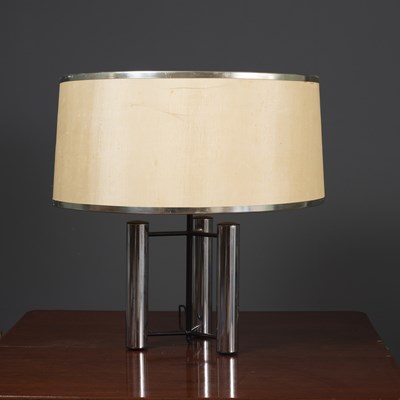 Lot 208 - A contemporary chrome plated table lamp with...