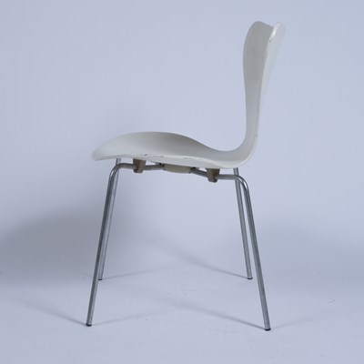 Lot 106 - Arne Jacobsen (1902-1971) for Fritz Hansen...