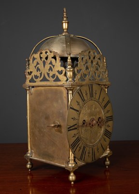 Lot 318 - A 17th century style brass lantern clock 17cm...