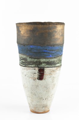 Lot 680 - Robin Welch (1936-2019) Vessel stoneware, four...