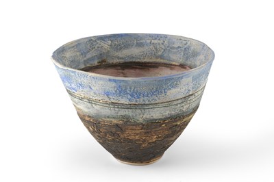 Lot 529 - Robin Welch (1936-2019) Bowl stoneware,...