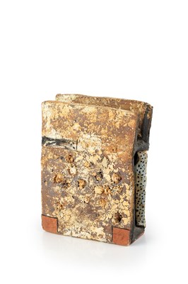 Lot 520 - Robin Welch (1936-2019) Slab vessel stoneware,...