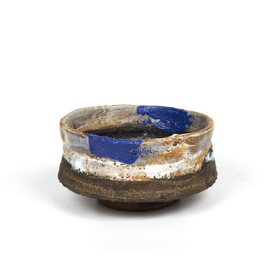 Lot 603 - Robin Welch (1936-2019) Shallow footed bowl...