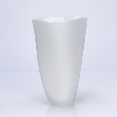 Lot 426 - Adam Aaronson (Contemporary) tall studio glass...