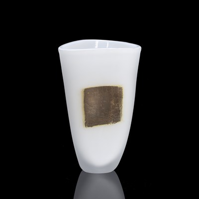 Lot 426 - Adam Aaronson (Contemporary) tall studio glass...