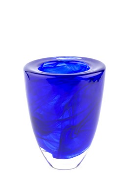 Lot 860 - Anna Ehrner (b.1948) for Kosta Boda Atoll vase...