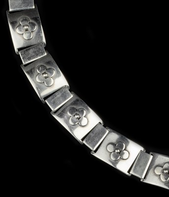 Lot 723 - Thor Selzer Madsen Panel bracelet with...