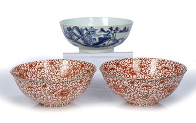 Lot 418 - Pair of coral decorated bowls Chinese,...