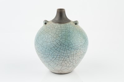 Lot 570 - Tim Andrews (b.1960) Vase raku with lug...