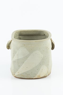 Lot 598 - Warren MacKenzie (1924-2018) Vessel with lug...