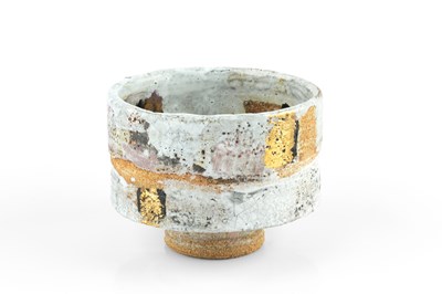 Lot 676 - Robin Welch (1936-2019) Tea bowl cream glaze...