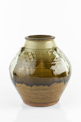 Lot 664 - Phil Rogers (1951-2020) Vase Running green ash...