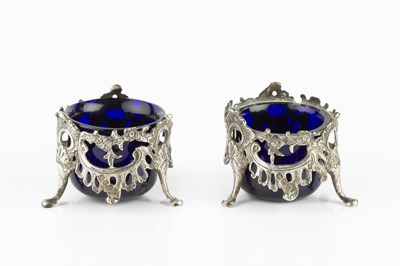 Lot 659 - A pair of early Victorian silver salts,...