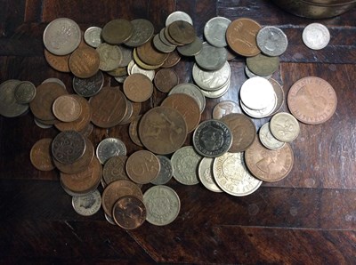 Lot 204 - A collection of British and foreign coins and...