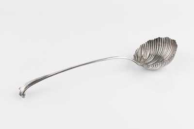 Lot 667 - A George III silver Onslow pattern soup ladle,...