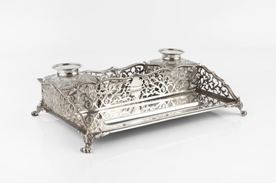 Lot 681 - A late Victorian silver rectangular inkstand,...