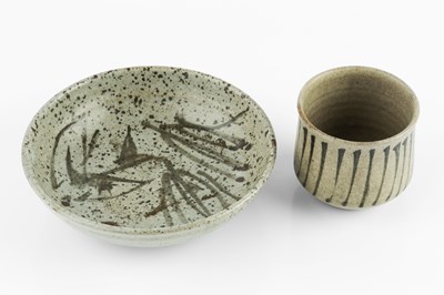 Lot 537 - Helen Pincombe (1908-2004) Shallow bowl with...