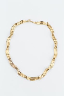 Lot 174 - A 9ct gold collar necklace, designed as a...