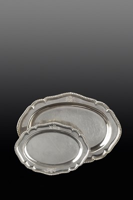 Lot 750 - A set of two graduated George III silver oval...