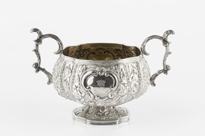 Lot 775 - A George IV silver twin handled sucrier, ...