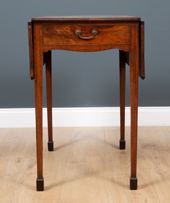 Lot 38 - A George III mahogany small size Pembroke...