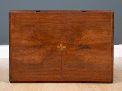Lot 38 - A George III mahogany small size Pembroke...