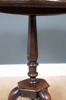 Lot 30 - A George III country made mahogany circular...