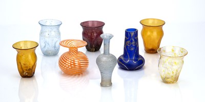 Lot 420 - Collection of glass consisting of: Five art...