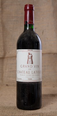 Lot 493 - A bottle of Chateau Latour 1986