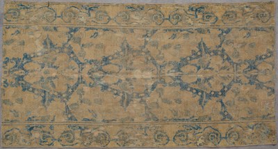 Lot 643 - An antique Spanish yellow and blue ground...