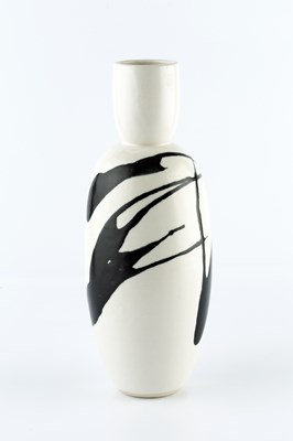 Lot 690 - Christine Ann Richards (b.1944) Vase black...