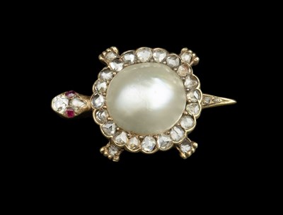 Lot 71 - A Victorian pearl and diamond tortoise brooch,...