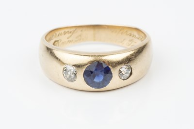 Lot 203 - An early 20th century sapphire and diamond...