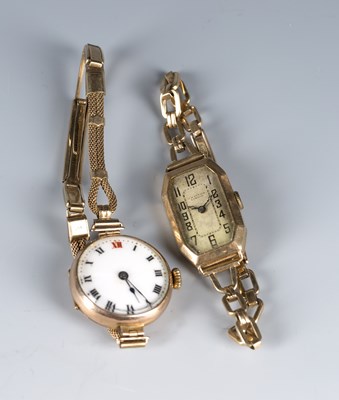 Lot 232 - Two 9ct gold cased bracelet watches the first...