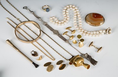 Lot 233 - Collection of jewellery consisting of: 9ct...