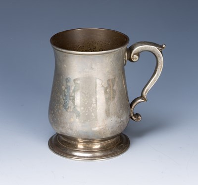 Lot 204 - George II silver tankard bearing marks for...