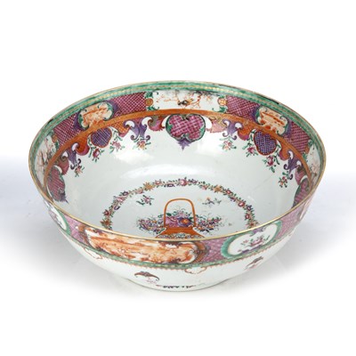 Lot 270 - Famille rose bowl Chinese, 18th Century,...