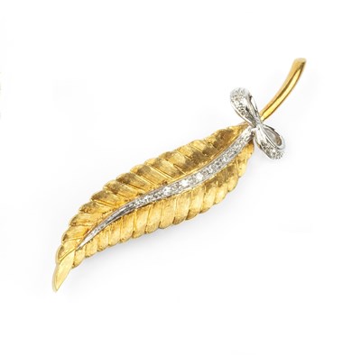 Lot 122 - A diamond set leaf brooch, with single-cut...