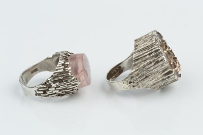 Lot 716 - Graham Watling Abstract silver dress ring...